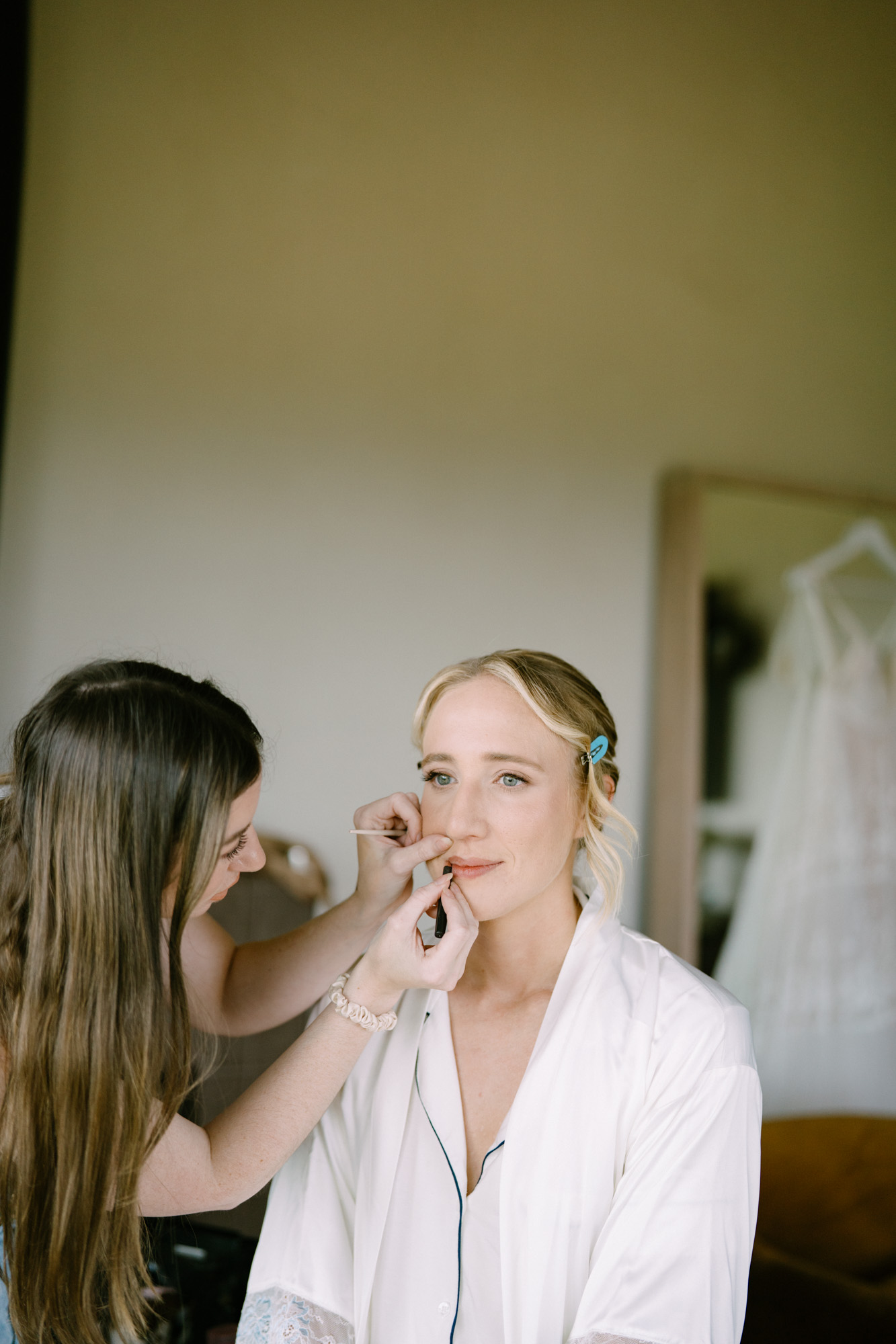 Quiet moments before the ceremony at this intimate Dundee Hills wedding venue.