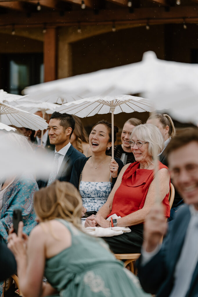 Romantic, intimate wedding photos at the Black Walnut Inn in Oregon's wine country. 