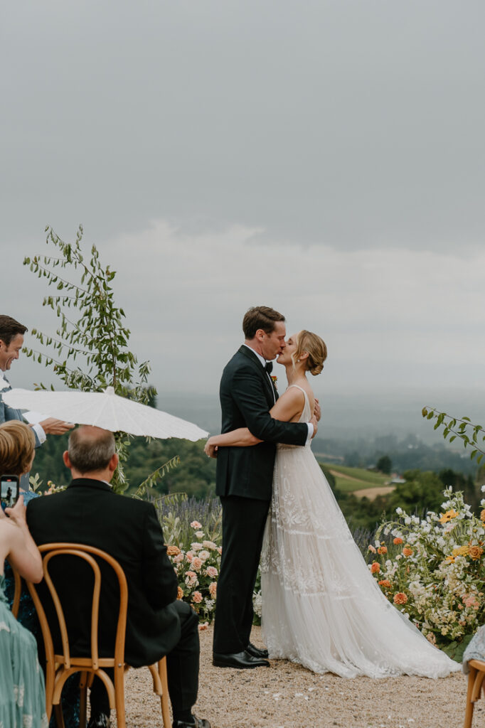 Romantic, intimate wedding photos at the Black Walnut Inn in Oregon's wine country. 