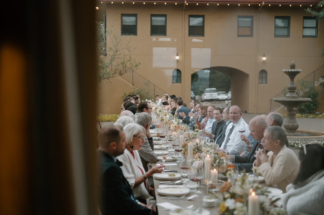 Romantic, intimate wedding photos at the Black Walnut Inn in Oregon's wine country. 