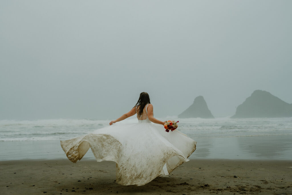 Florence, Oregon elopement photos. 