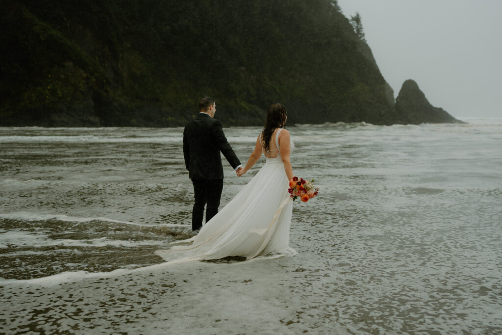 Florence, Oregon elopement photos. 