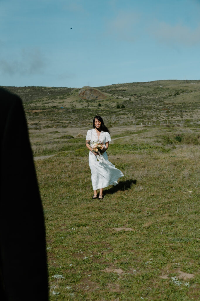 A first look during a Northern California elopement.