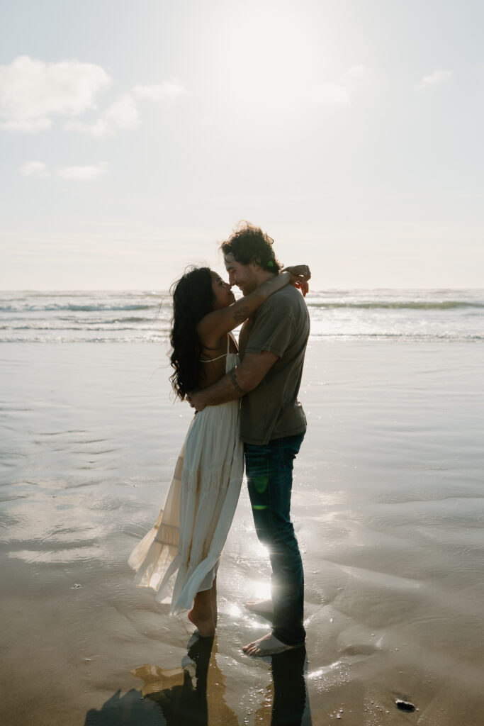 oregon coast sunset engagement photos