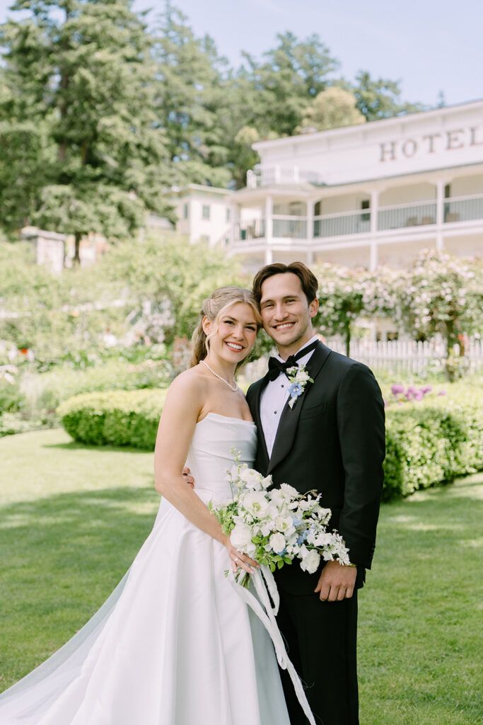 Couples portraits in the Roche Harbor Resort gardens — lush PNW greenery, a cathedral veil, and a lot of joy.